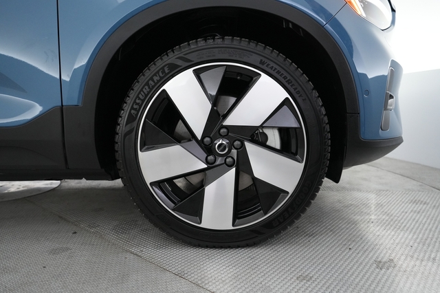2022 Volvo C40 Recharge