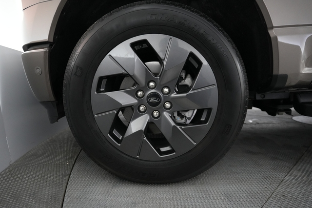 2023 Ford F-150 Lightning