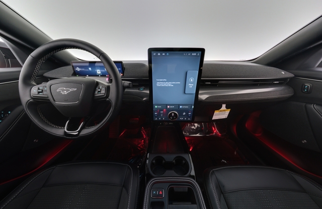 2025 Ford Mustang Mach-E