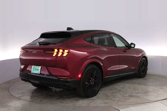 2025 Ford Mustang Mach-E