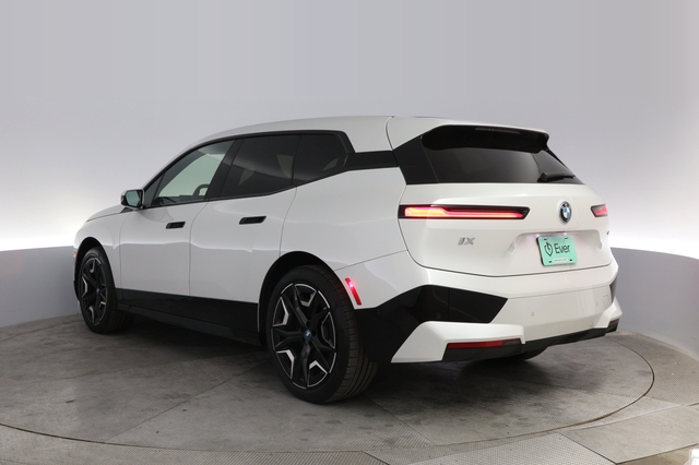 2023 BMW iX