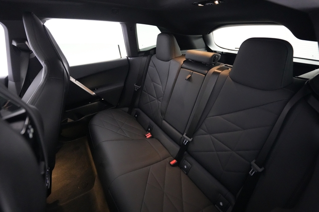 2023 BMW iX