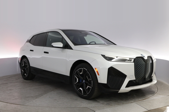 2023 BMW iX