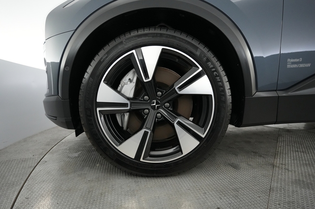 2025 Polestar 3