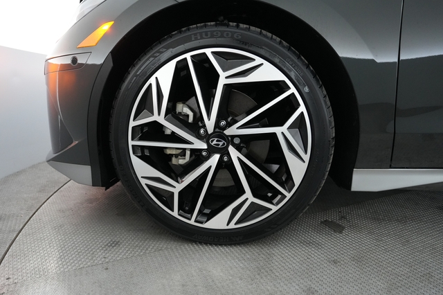 2023 Hyundai IONIQ 6