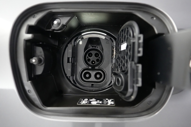 2022 Mercedes-Benz EQB