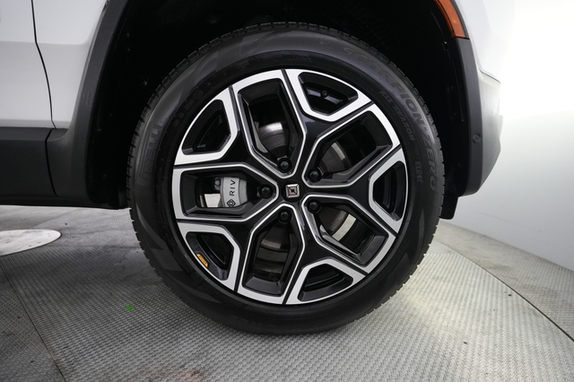 2023 Rivian R1T