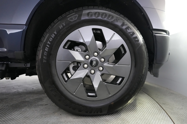 2025 Ford F-150 Lightning