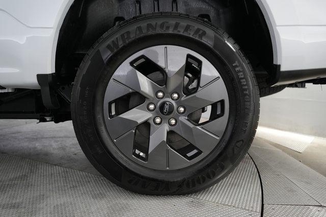 2025 Ford F-150 Lightning