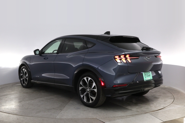 2021 Ford Mustang Mach-E