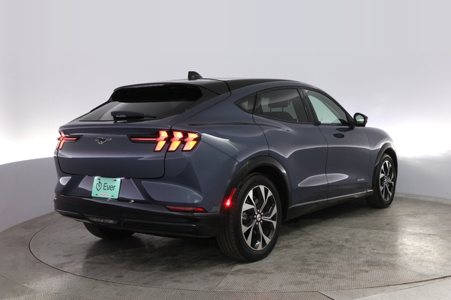 2021 Ford Mustang Mach-E