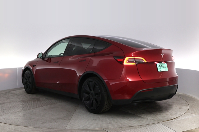 2025 Tesla Model Y