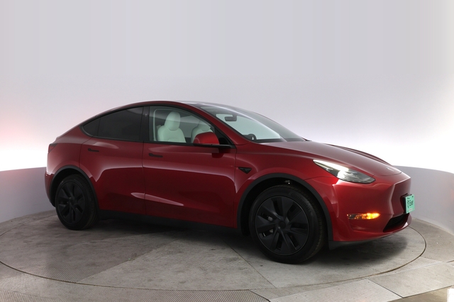 2025 Tesla Model Y