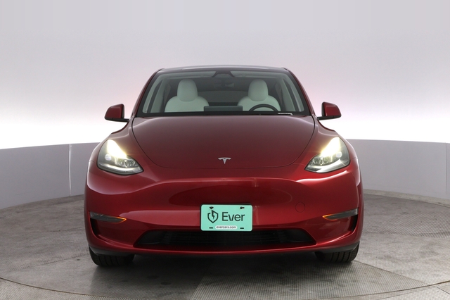 2025 Tesla Model Y