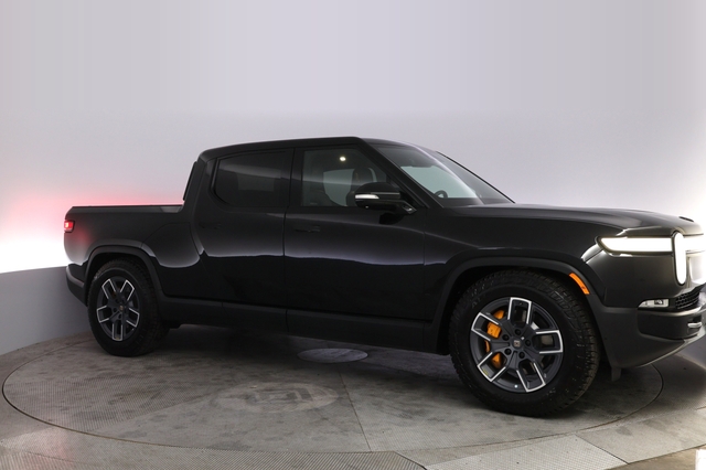 2022 Rivian R1T