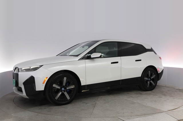2022 BMW iX