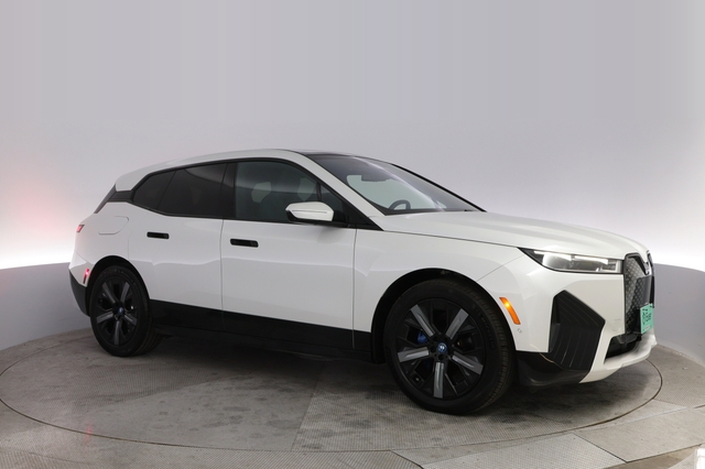2022 BMW iX