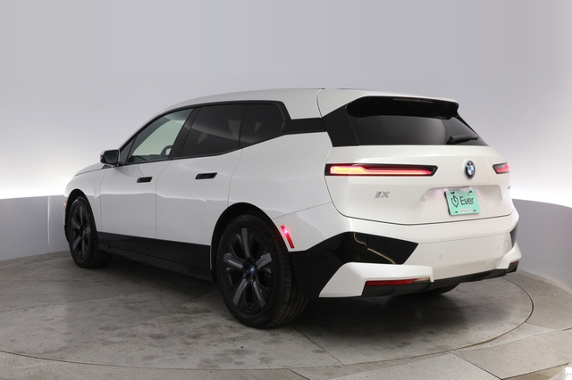 2022 BMW iX