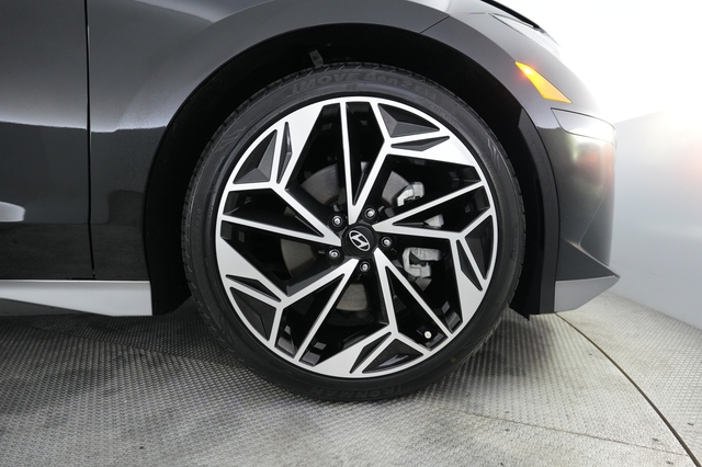 2023 Hyundai IONIQ 6