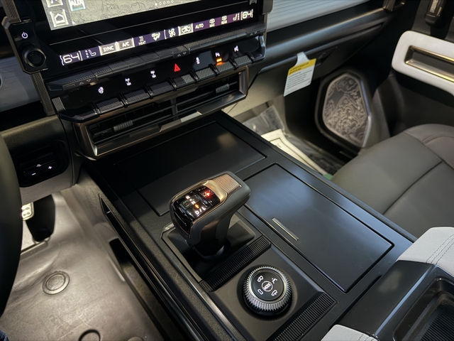 2024 GMC Hummer EV SUV