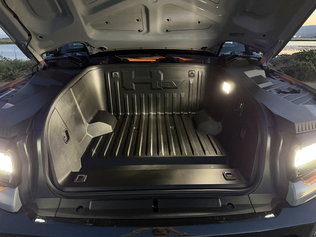 2024 GMC Hummer EV SUV