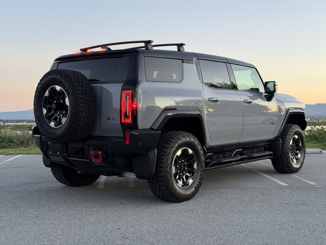 2024 GMC Hummer EV SUV