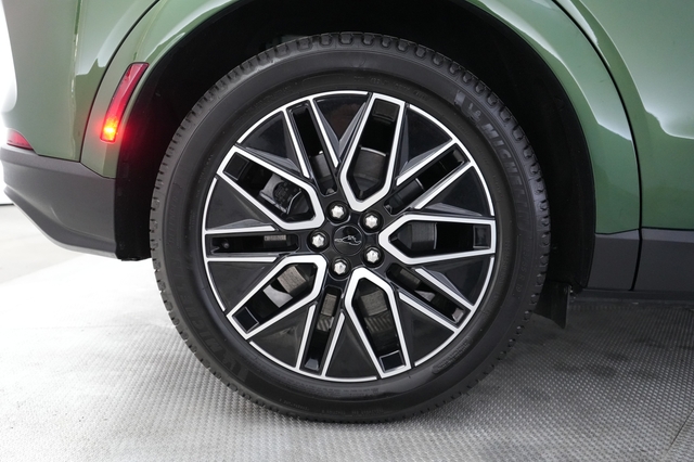 2025 Ford Mustang Mach-E