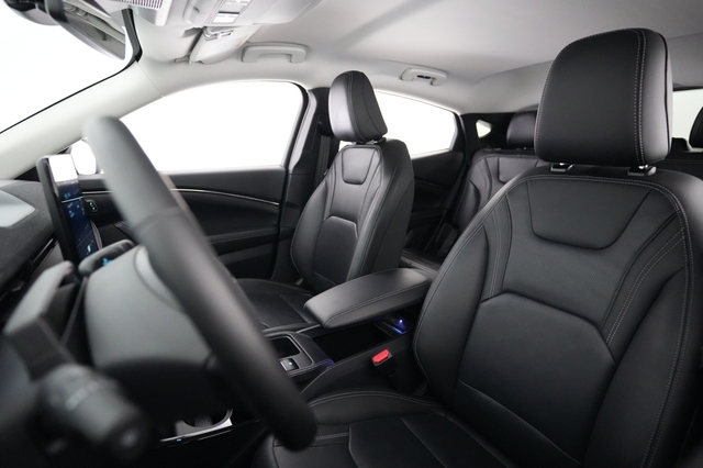 2025 Ford Mustang Mach-E