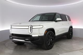 2024 Rivian R1S