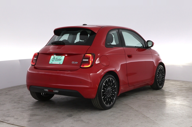 2024 Fiat 500e
