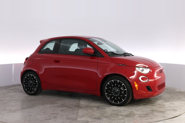 2024 Fiat 500e