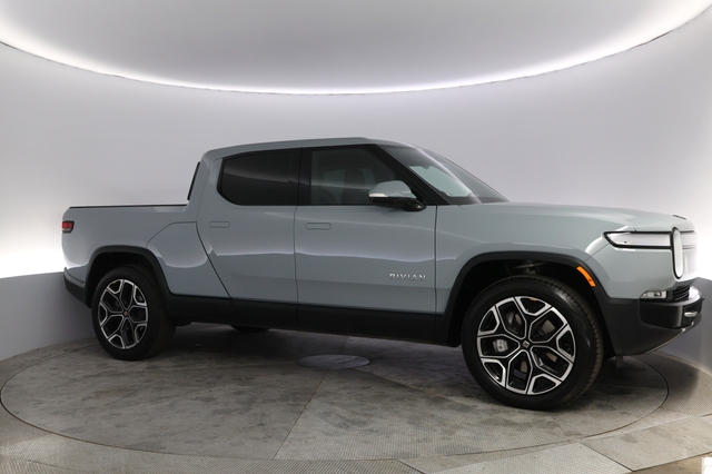 2024 Rivian R1T