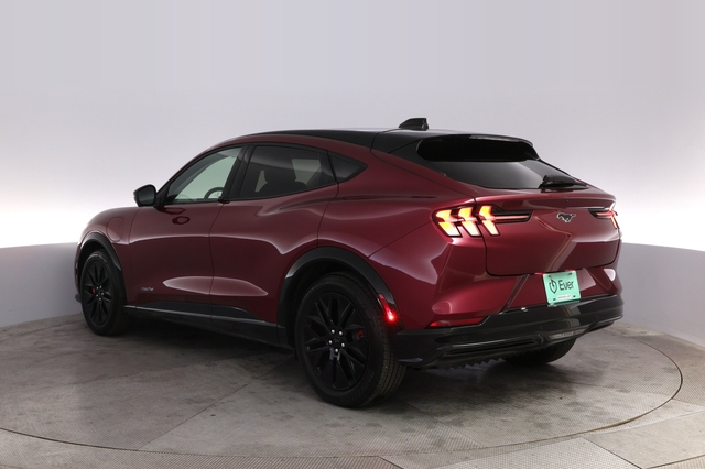 2025 Ford Mustang Mach-E
