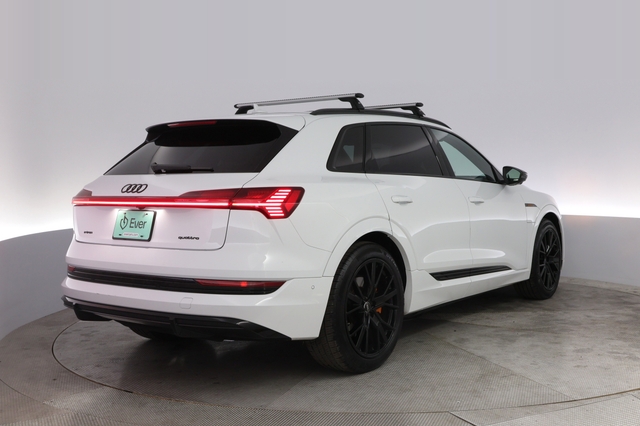 2023 Audi e-tron