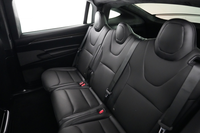 2025 Tesla Model X
