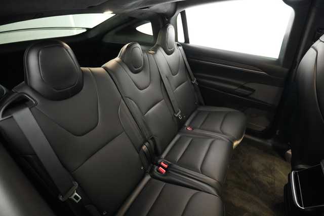 2025 Tesla Model X