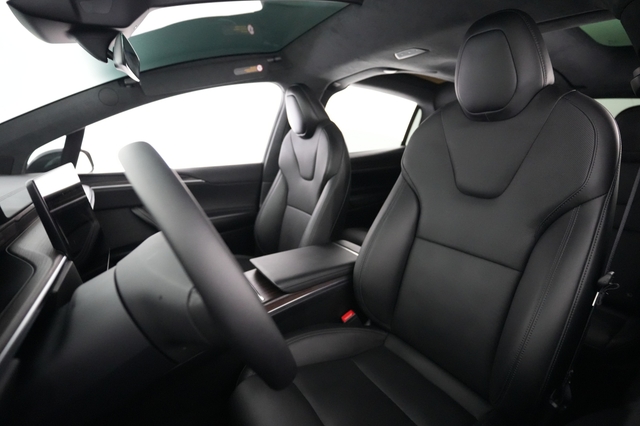 2025 Tesla Model X