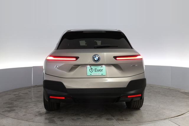 2022 BMW iX