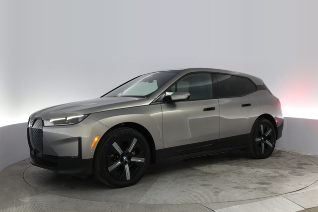 2022 BMW iX