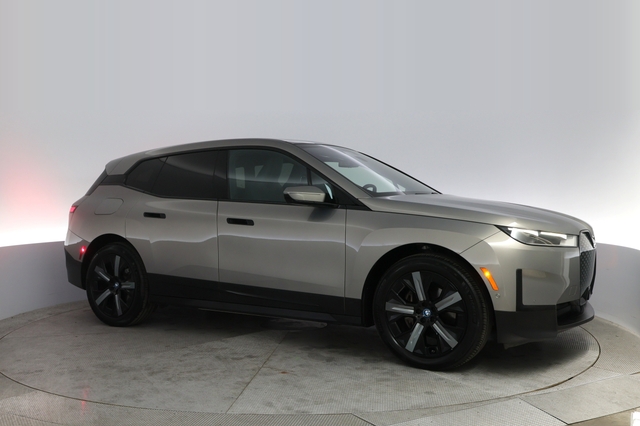 2022 BMW iX