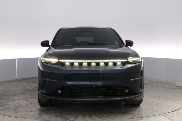 2024 Jeep Wagoneer S