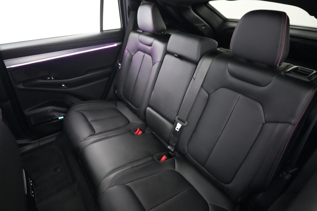 2024 Jeep Wagoneer S