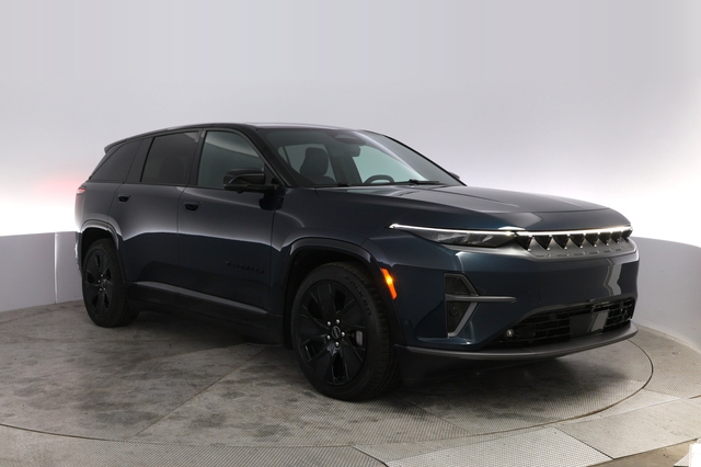 2024 Jeep Wagoneer S