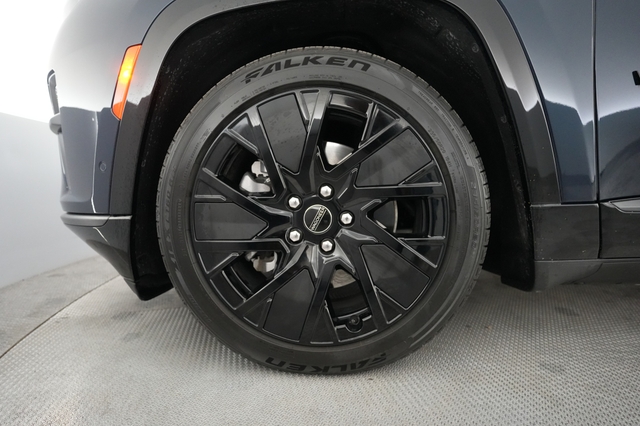 2024 Jeep Wagoneer S