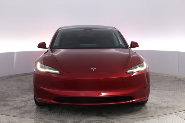 2025 Tesla Model 3
