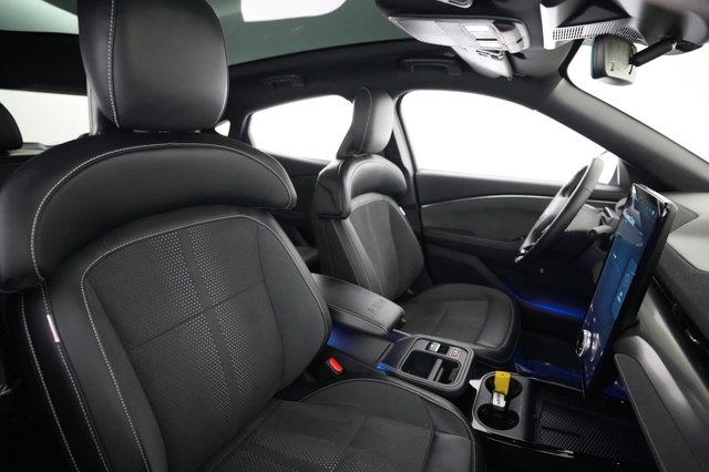 2025 Ford Mustang Mach-E