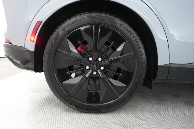 2025 Ford Mustang Mach-E