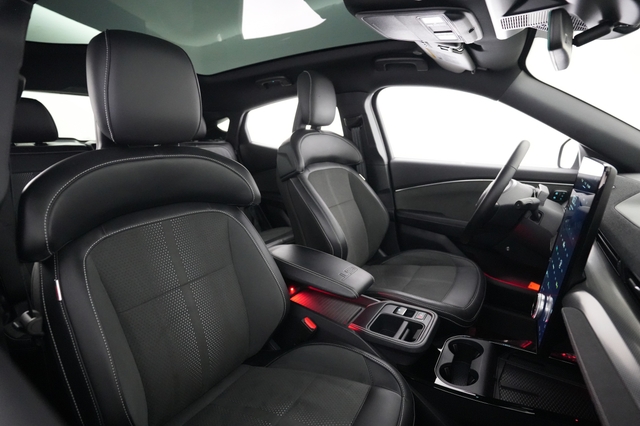 2025 Ford Mustang Mach-E