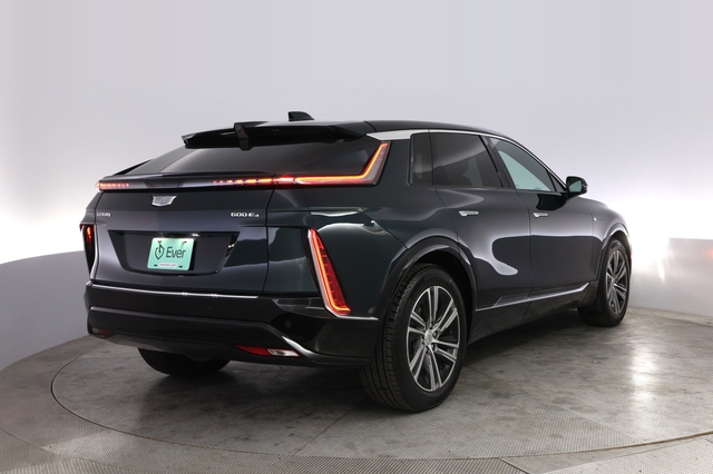2024 Cadillac Lyriq