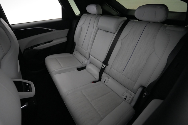 2024 Cadillac Lyriq